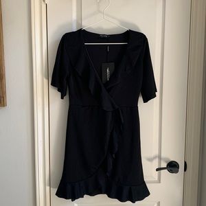 Pretty Little Thing black dress